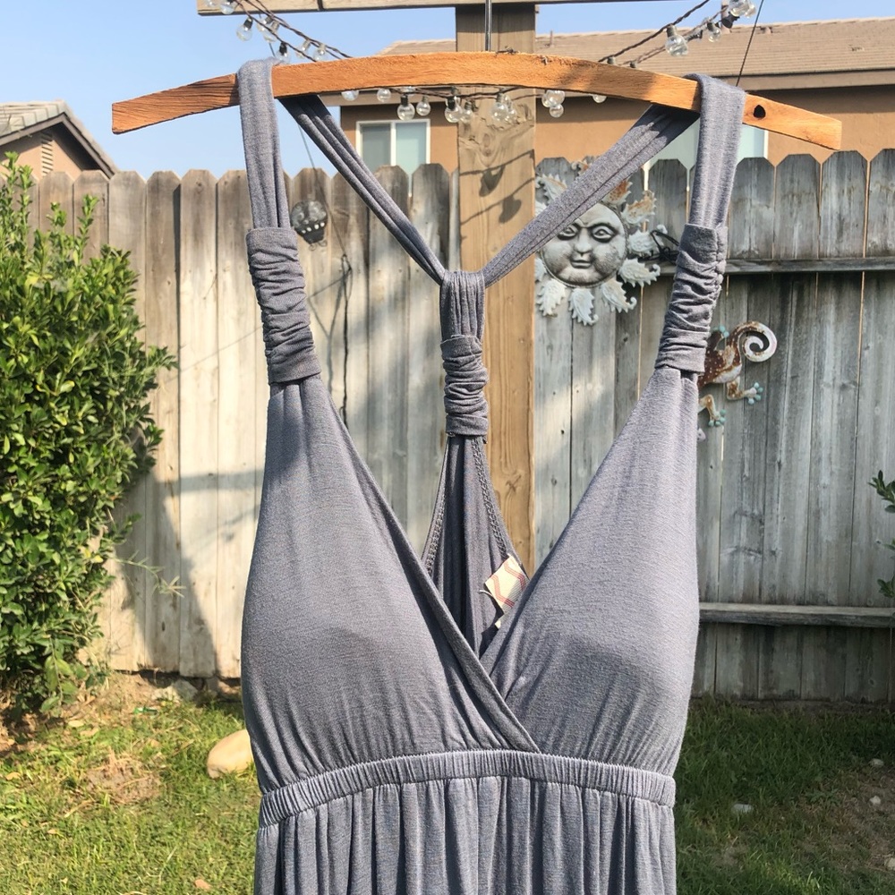 Maxi - Picture 2 of 4
